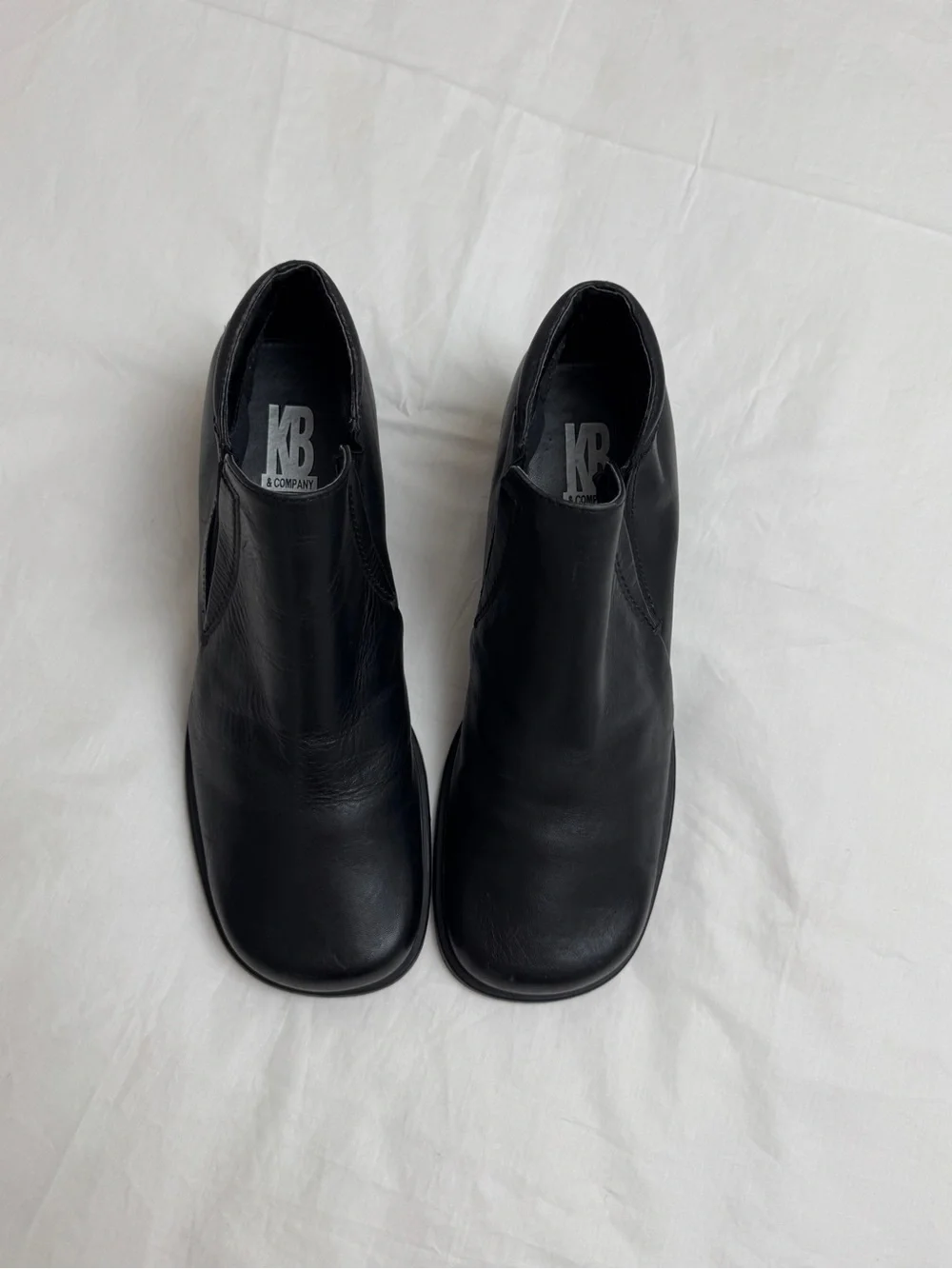 Vintage KB Company Black Leather Square Toe Ankle Boots Size 9 Y2K Grunge Indie